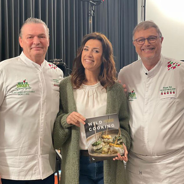 René Mathieu - WE’RE SMART PLANT FOOD UNTOUCHABLE