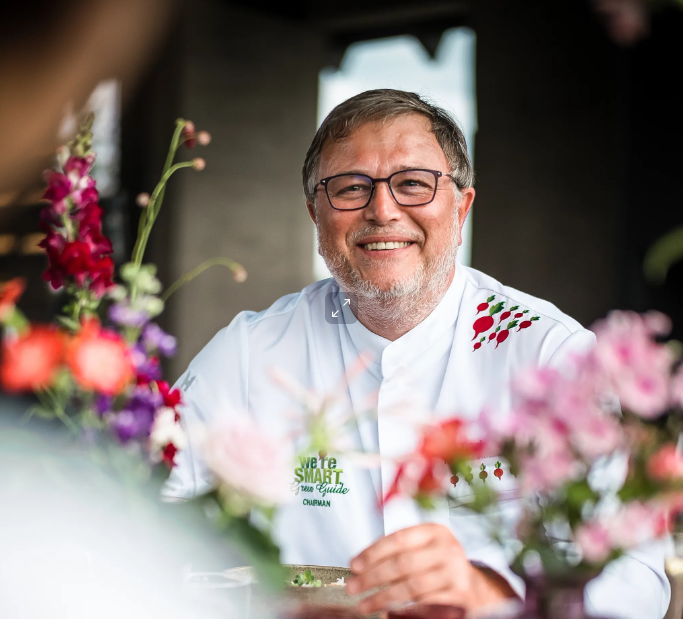 Frank Fol, bezieler We're Smart