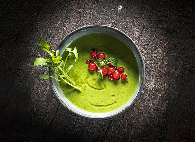 Cold watercress soup with hippo tops