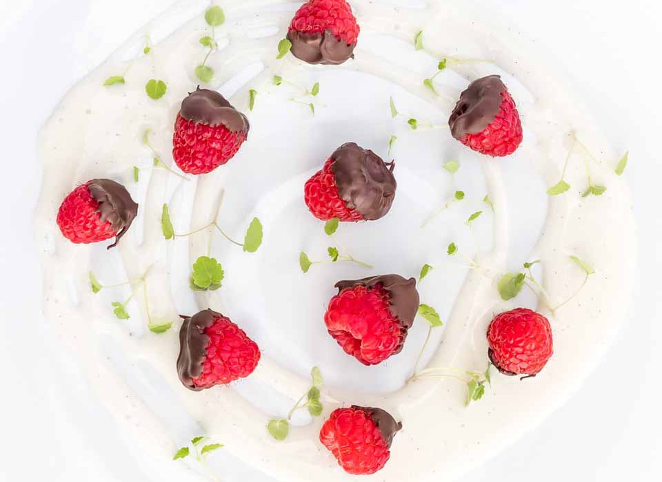 Bonnata Potatoes Vanilla Sauce with candy