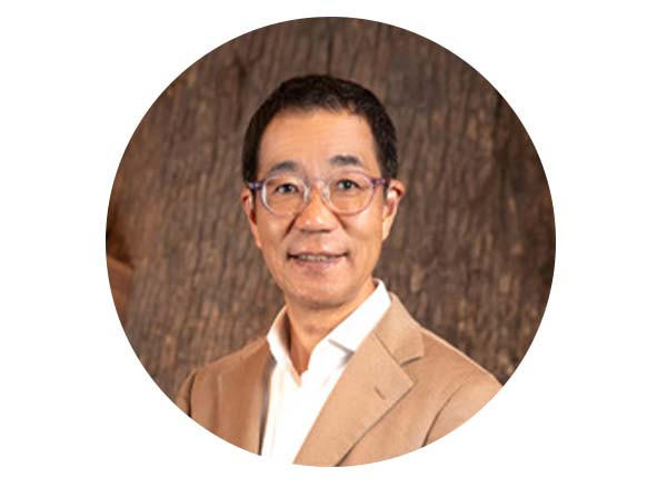 Toru Iwasa ambassador Japan for We're Smart