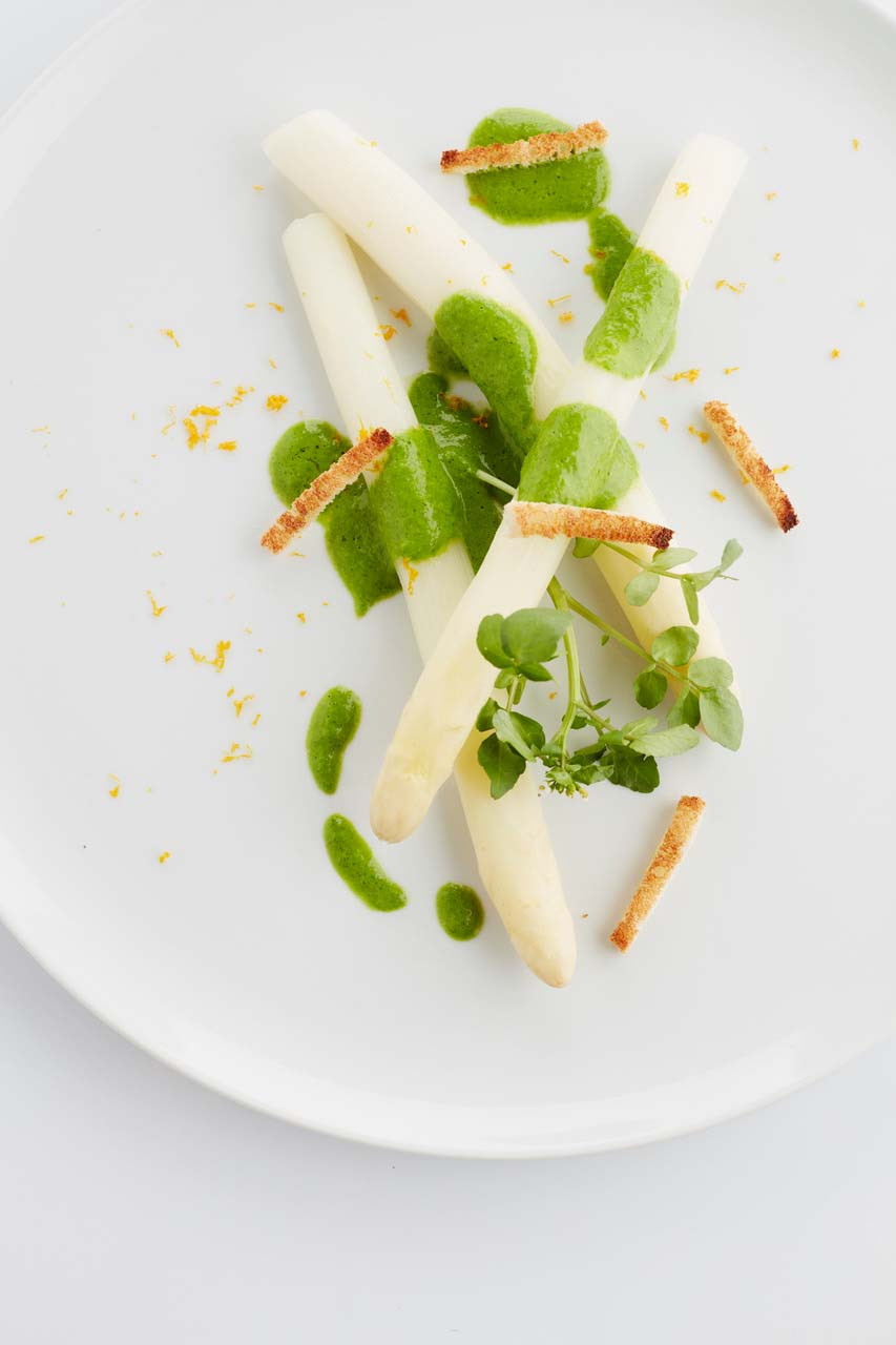 watercress jus with crisp asparagus, orange zest and bread croutons