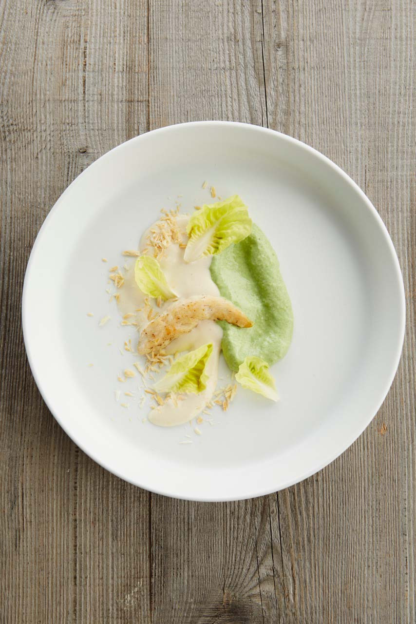 Lettuce mousse with almond soup 